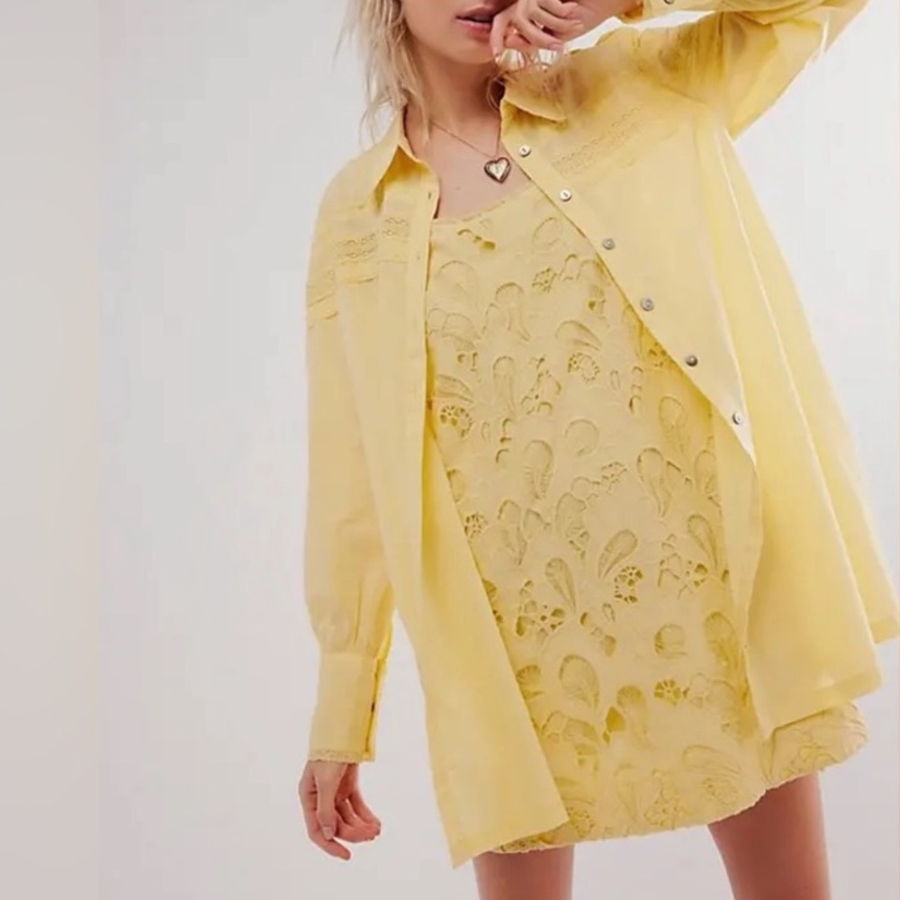 NWOT FREE PEOPLE co-ord Yellow Lace eyelet Dress Button-Up Shirt set size large - Picture 2 of 16